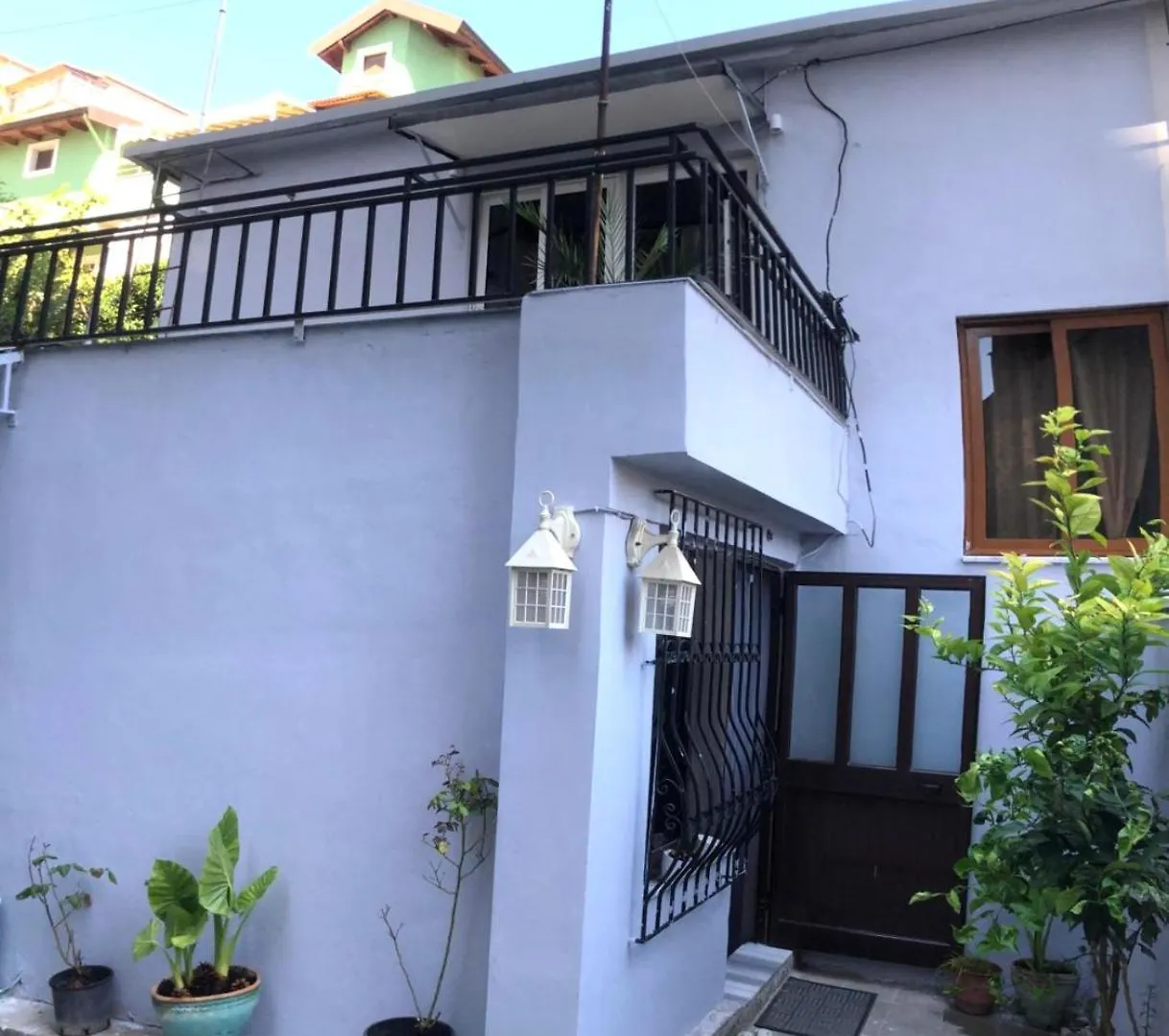 Guraziu Home Durres Holiday home