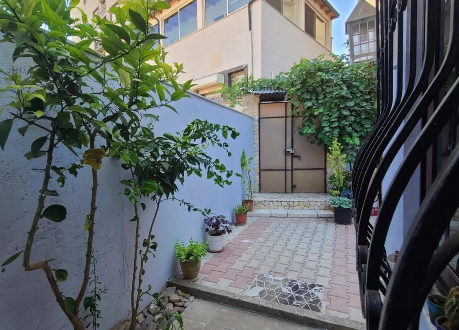 Holiday home Guraziu Home Durres Albania